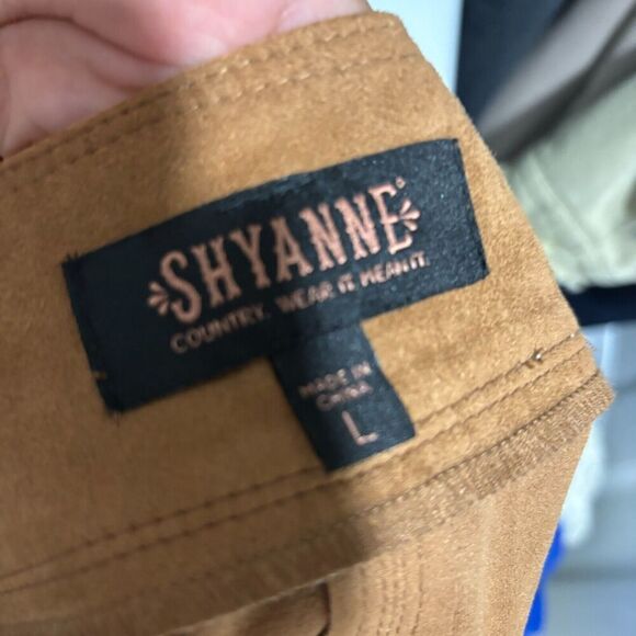 Shyanne Women's Faux Suede Ruffle Skirt Brown Large Solid Button Belt Loops - Picture 6 of 9